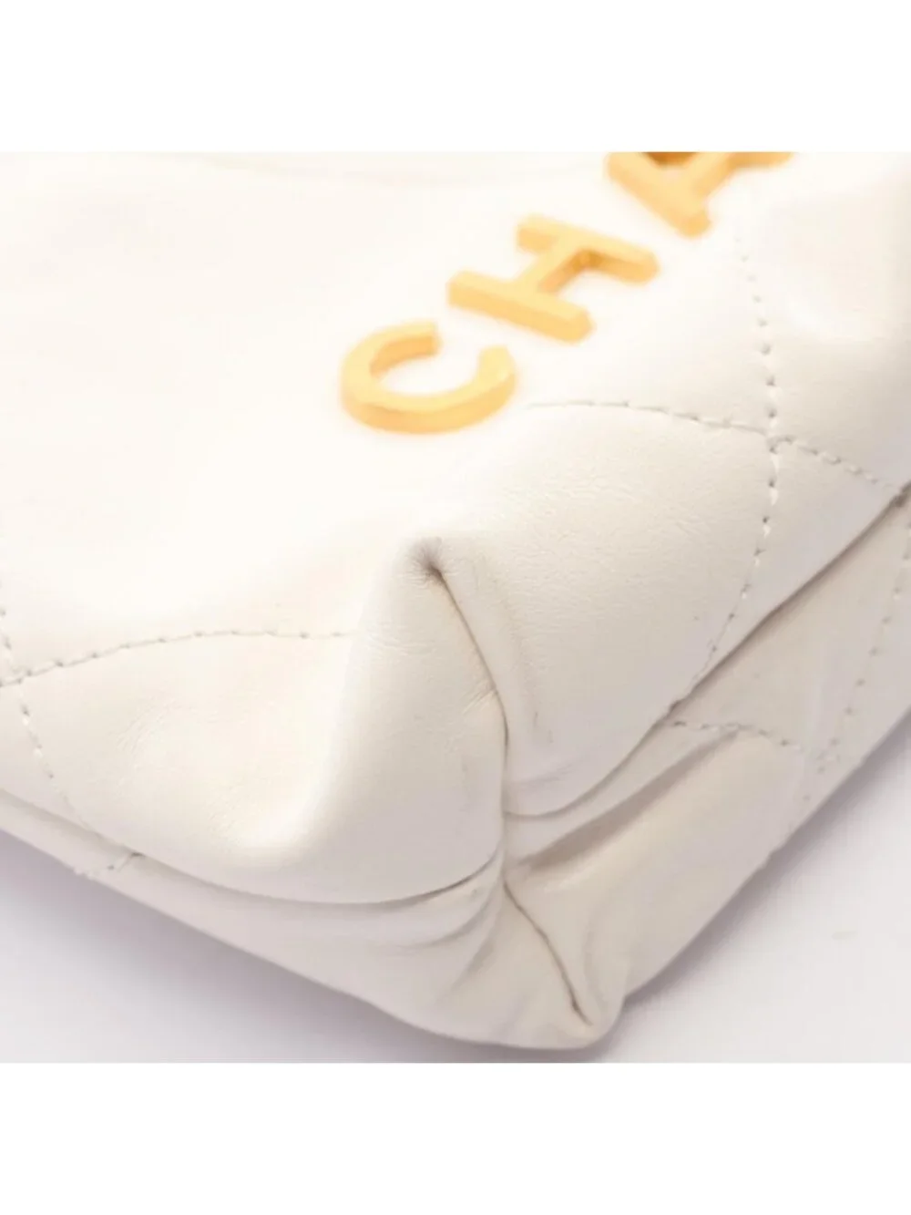 Chanel Shoulder Bag Chanel 22 Mini 2-Way White Leather Quilted